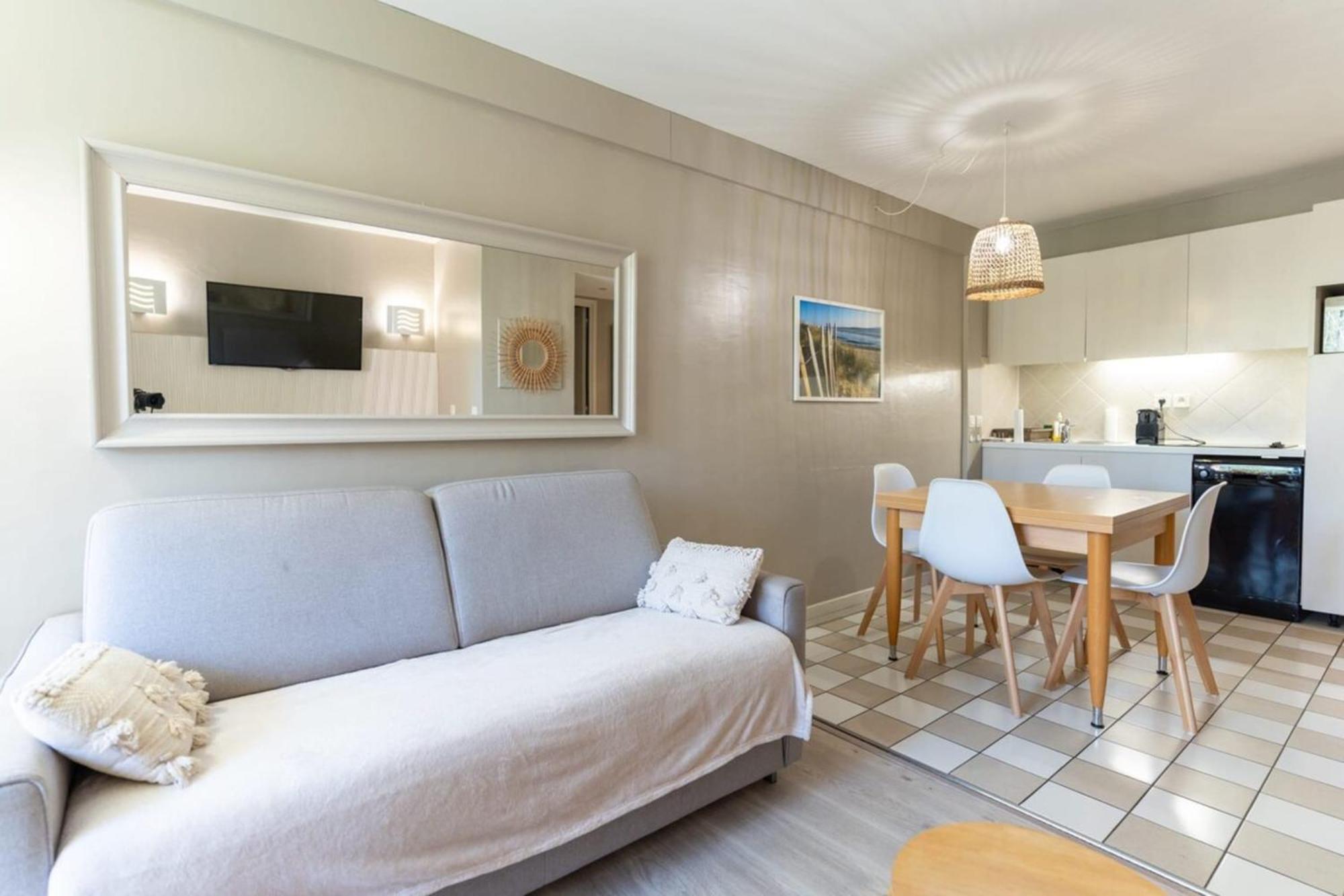 Beautiful Flat With Swimming Pool Tennis Court And Free Parking 117 Le Touquet Eksteriør bilde