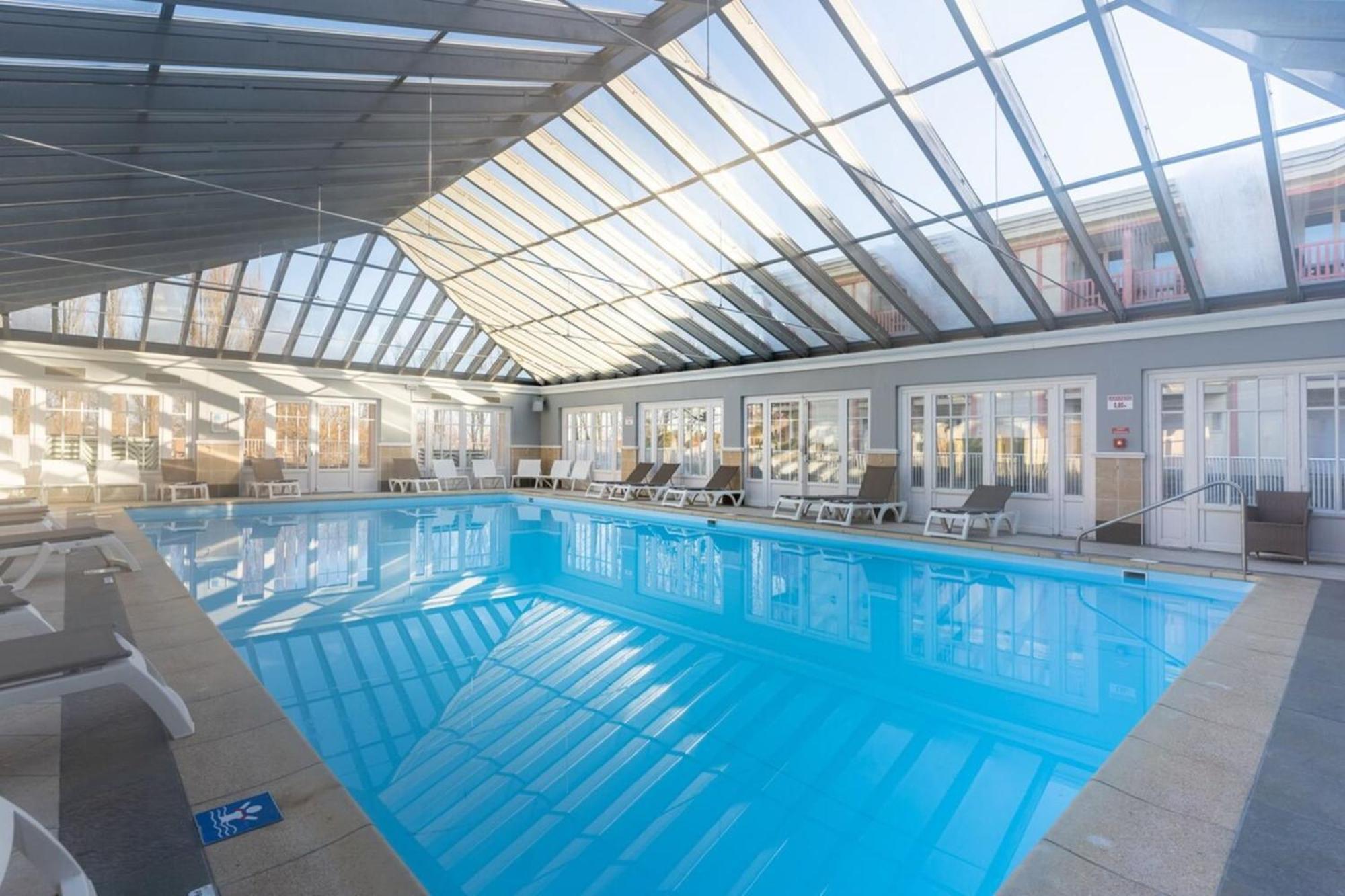 Beautiful Flat With Swimming Pool Tennis Court And Free Parking 117 Le Touquet Eksteriør bilde